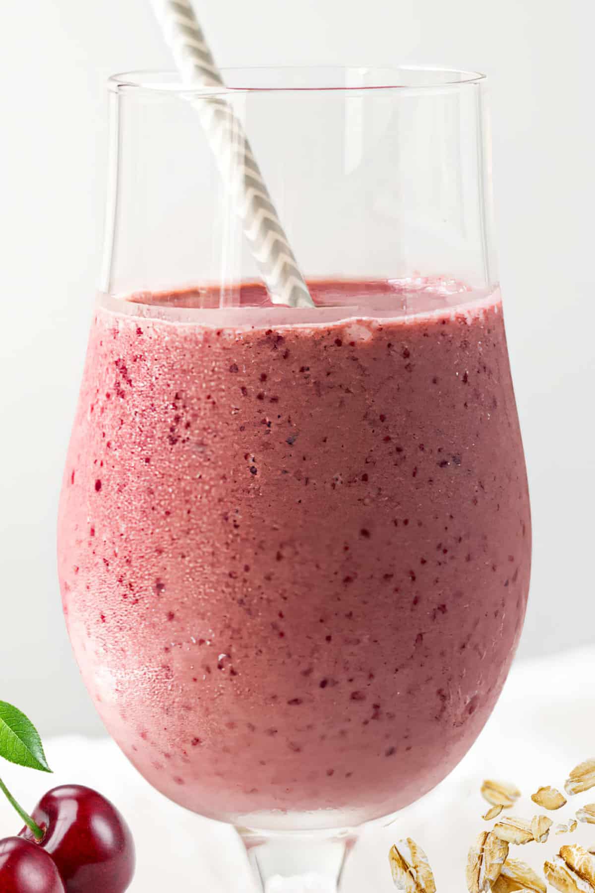NutriBullet Cherry And Oats Bedtime Smoothie